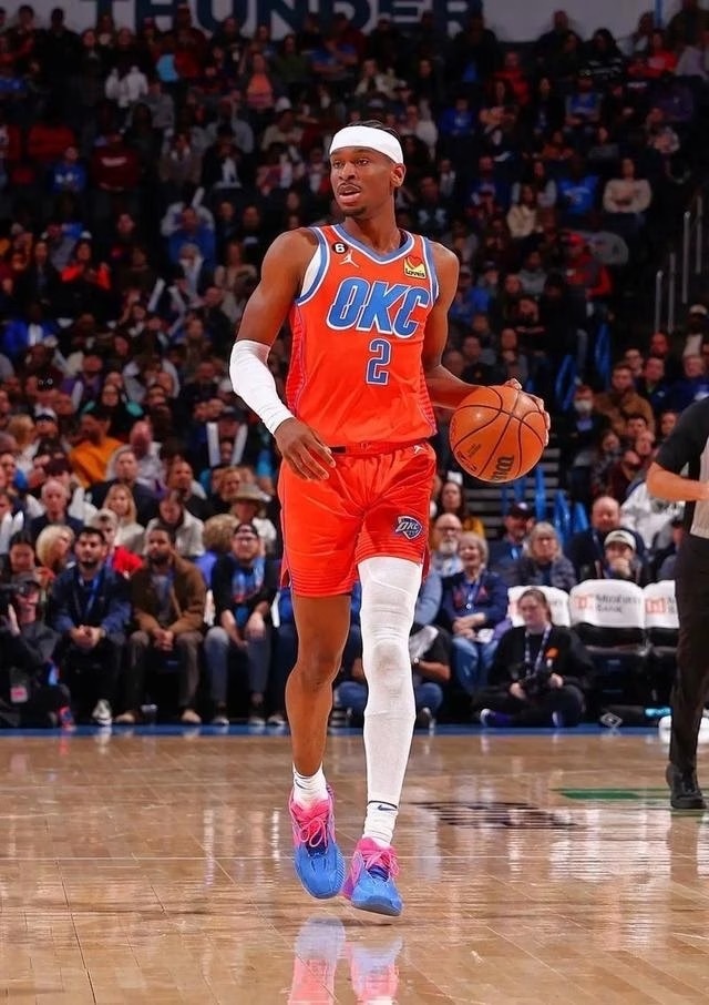 NBA18届三杰，东契奇、特雷杨、亚历山大本赛季的表现：1、东契奇——18届探花