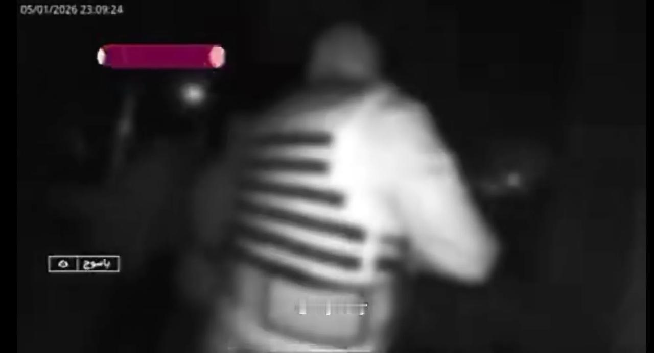 伊朗情报部门和安全部队联手，在伊朗西南部博韦艾哈迈德省首府亚苏季的一处安全屋抓捕