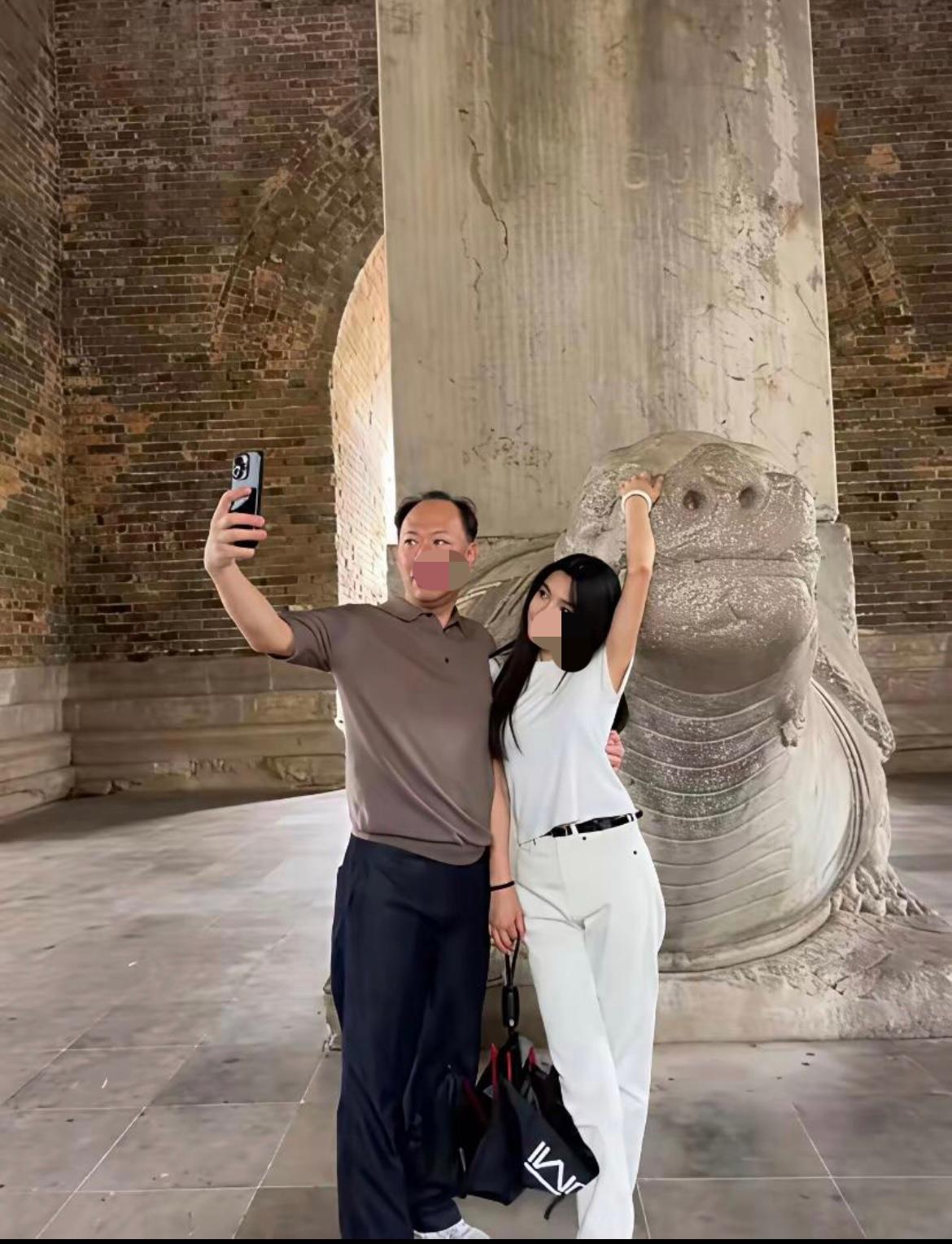 赚钱的意义在此刻具象化了