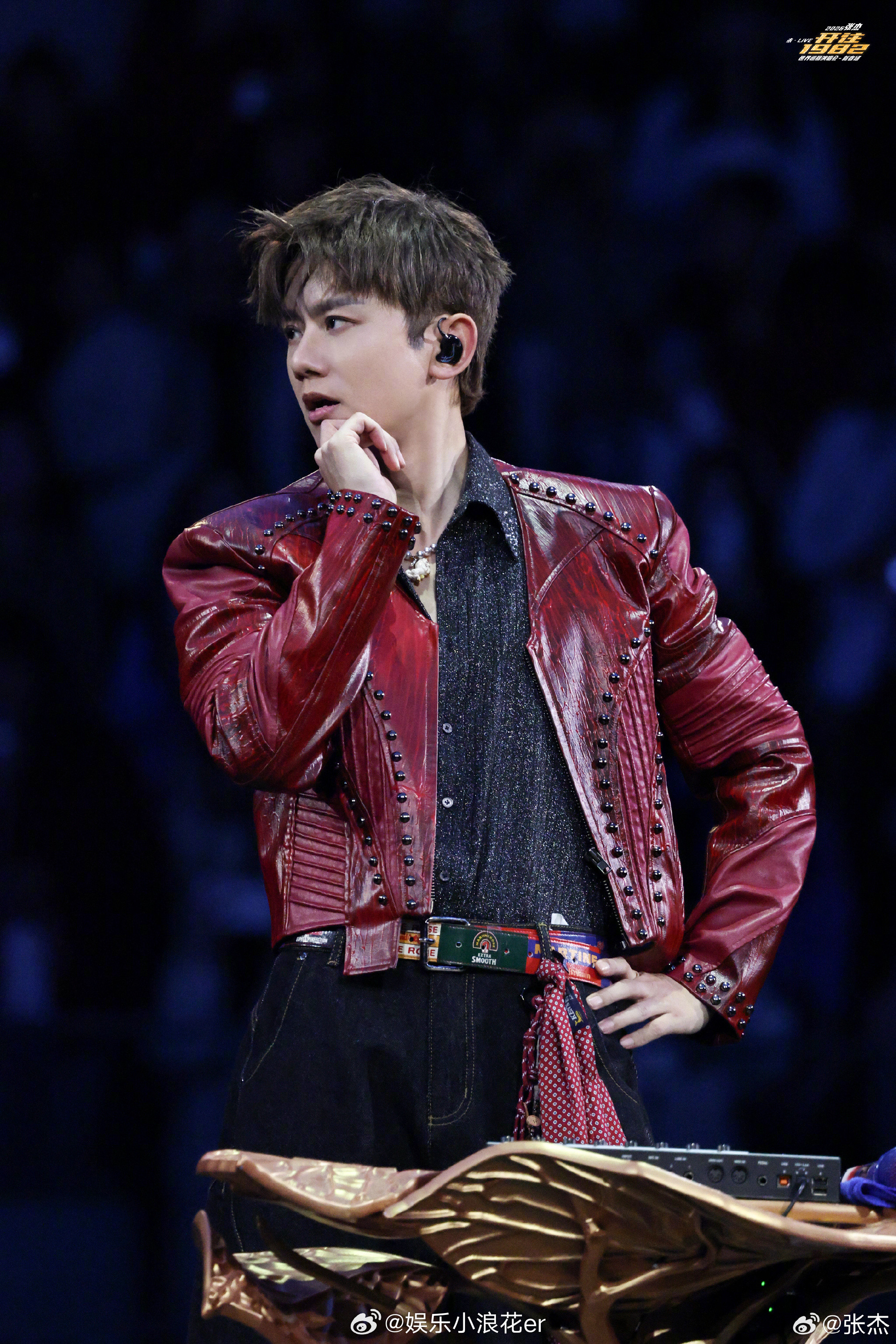 段曦发长文段曦为薛之谦发声段曦也发长文，为薛之谦鸣不平：“我是不是也可以要一个