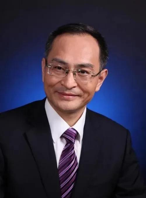 家人们，刚刷到个大新闻！王辰院士刚主持完协和医学院院务会议，就被免去院长职务，