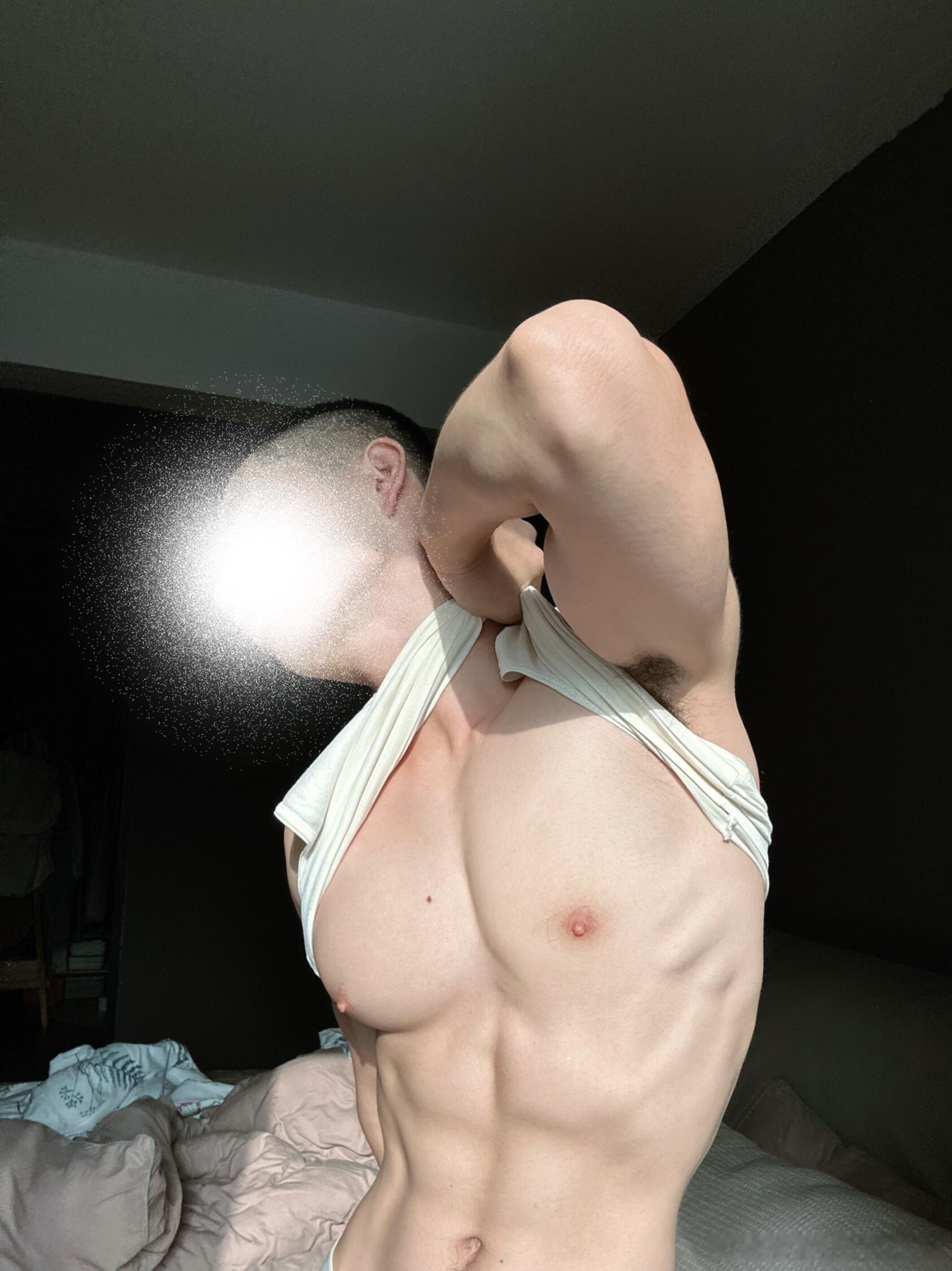 第一眼看哪里