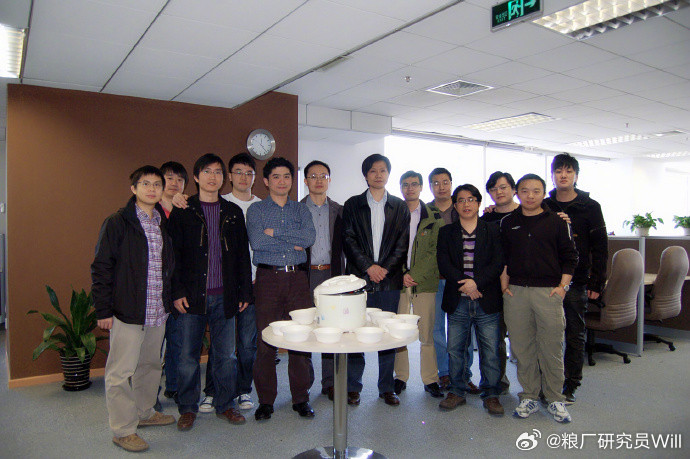 小米科技最近很多朋友和我探讨小米的投资问题，无论我发什么帖子，底下的留言都会把