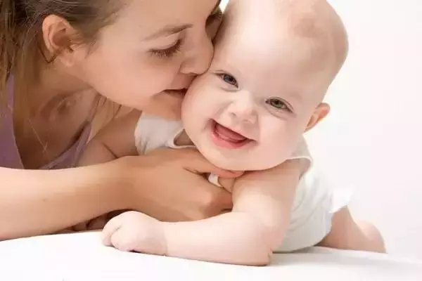 哺乳时, 妈妈莫生气, 对乳汁有影响。