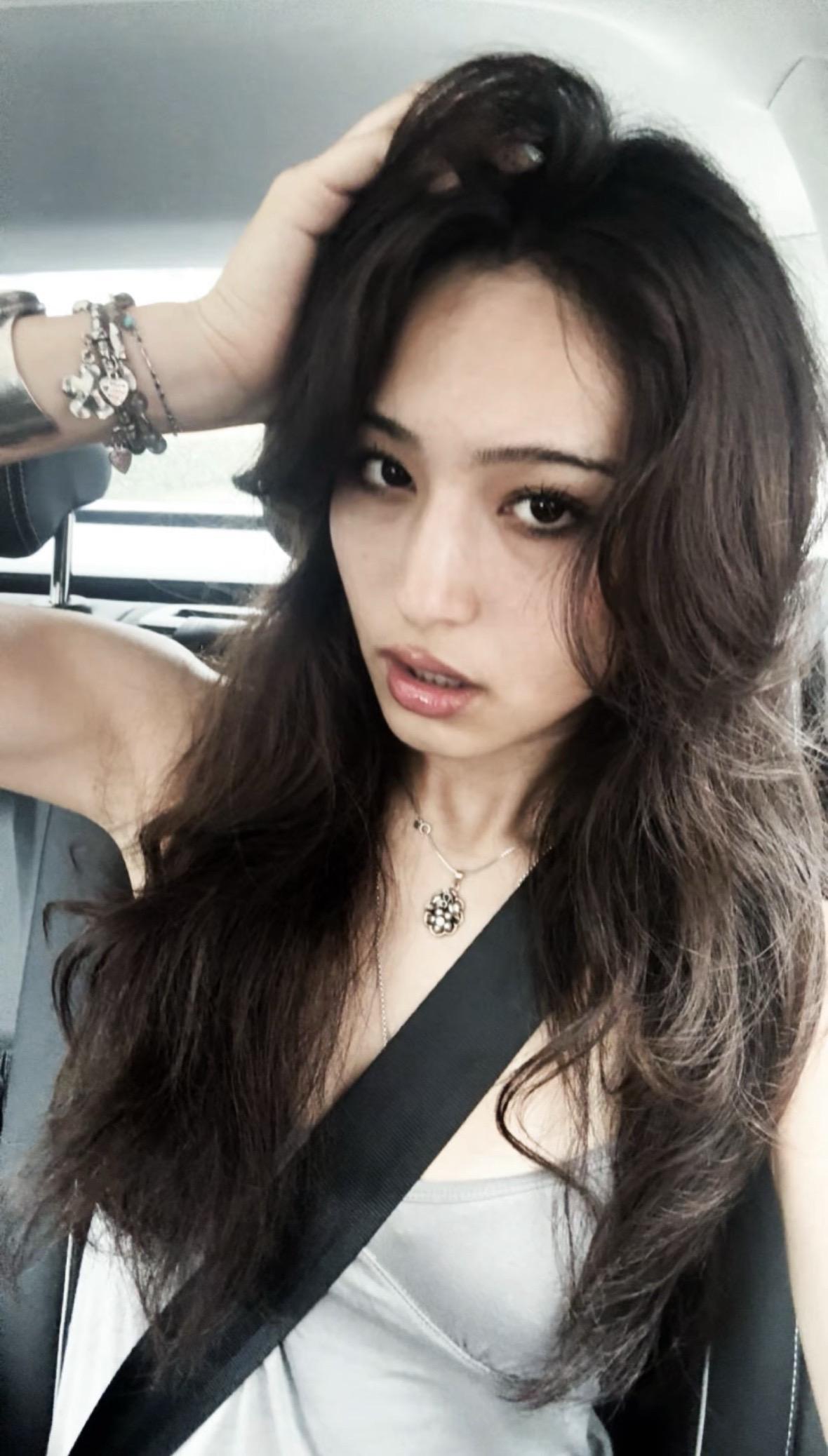 辣妹 美女 热门 混血 ins
