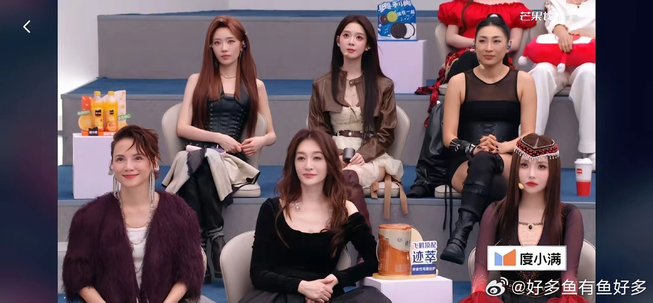 一开始我怀疑是衣服的问题，后来我怀疑是发型的问题，但是后面我真的不得不承认，李小