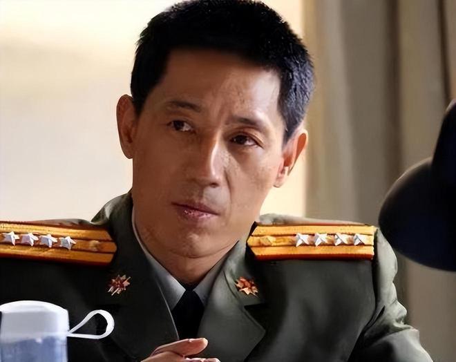 集团军有几个正师级军官？军改以后的集团军，编制里没有了师，取而代之的是旅，如