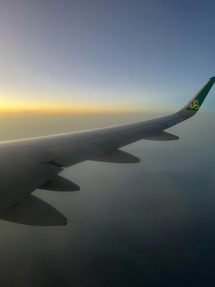 最近传出好消息，中国国防部新闻发布证实，12月9日，西北某基地的轰鸣声划破长际，