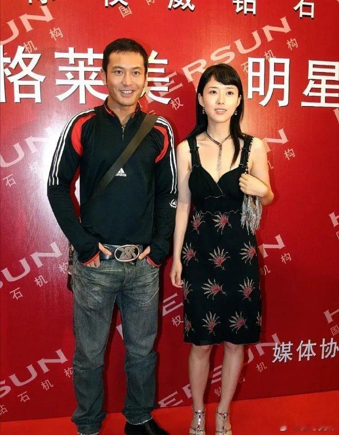 没想到，黄晓明曾经是走硬汉派的！​​​​