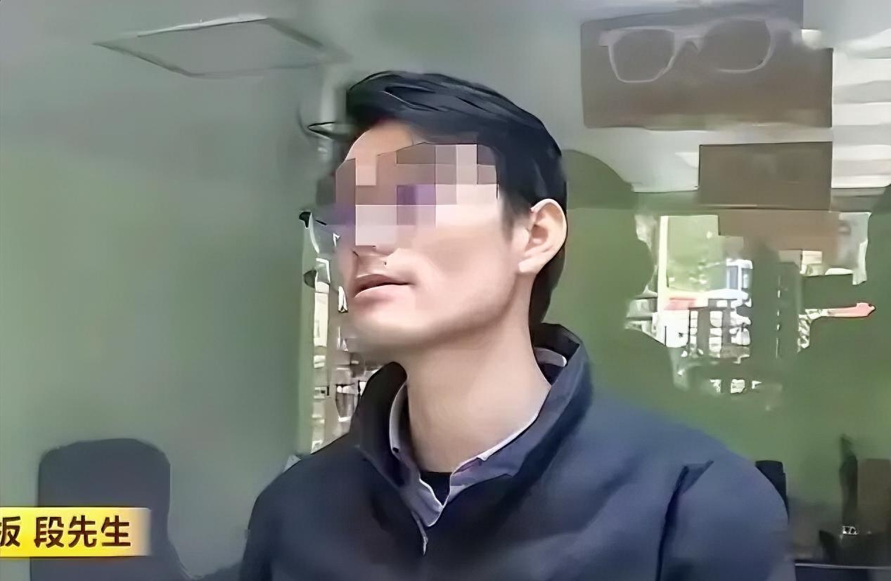 “白嫖上瘾了!”2023年，湖南长沙，一女房东见男人老实，年年涨租，男子为了生意