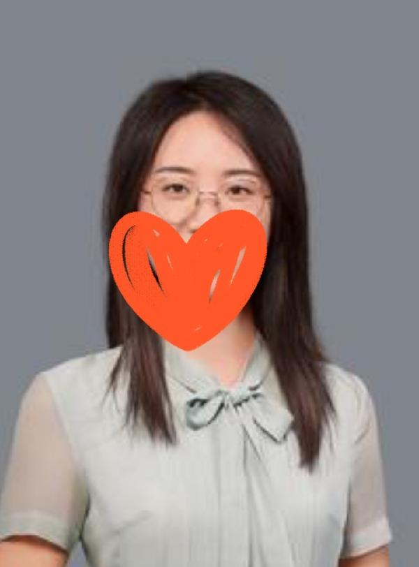 武大被举报女教授曾某与男博导付某。女35岁、男47岁，看气质还挺般配，其实婚内