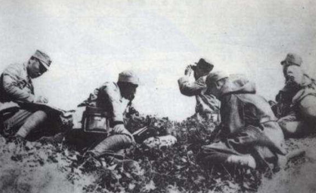 平型关大捷后，国民政府给参战部队一人奖励了一块大洋。115师此战发了大财，枪支、