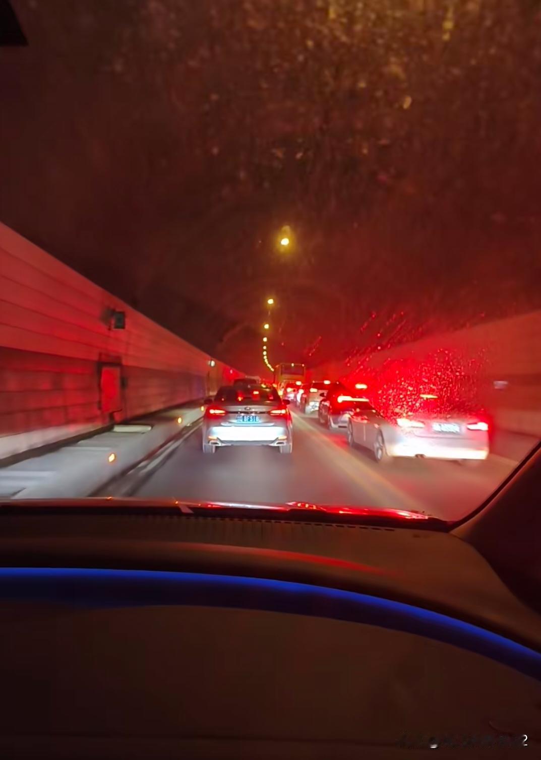 固态电池是吹牛还是真革命？看完这篇你再站队！“固态电池颠覆电动车”有人说它是资