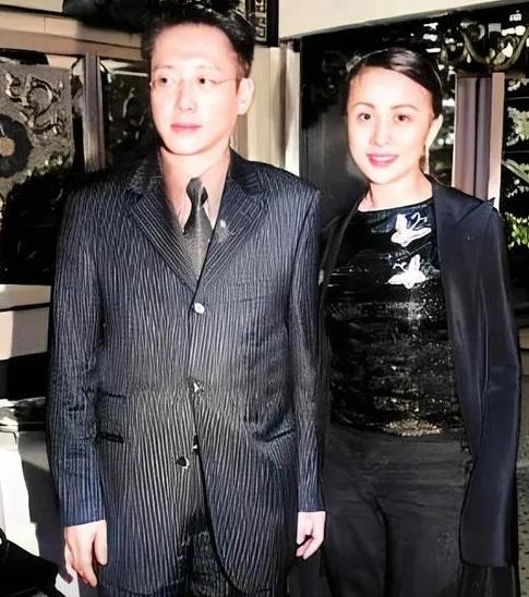 许晋亨的父亲看人确实很准，当年他坚决反对许晋亨迎娶刘嘉玲，认为刘嘉玲性格太强、心