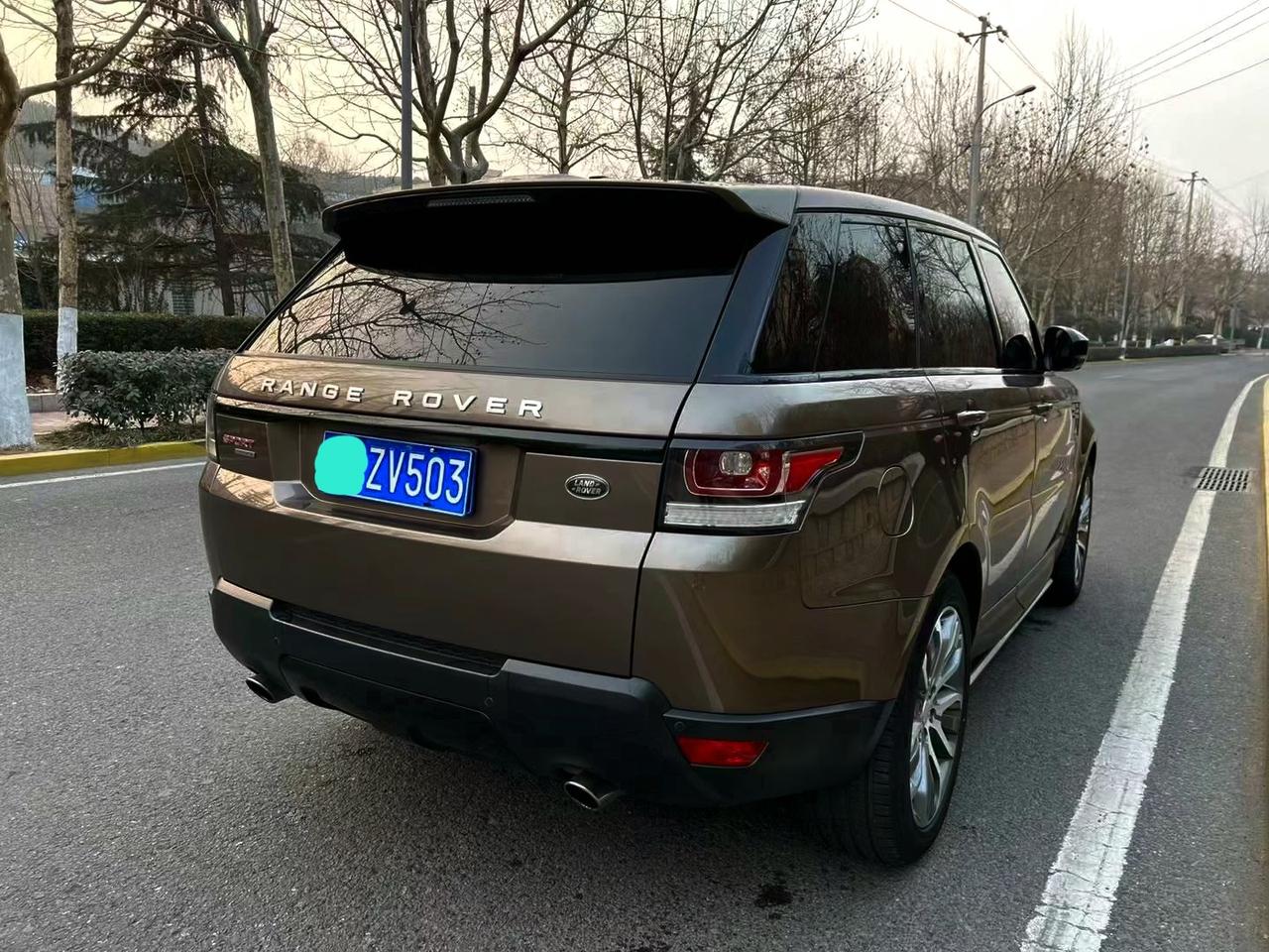 如果我告诉你路虎揽胜运动版比路虎揽胜更值得购买，在二手车这一块，你会相信我吗？事