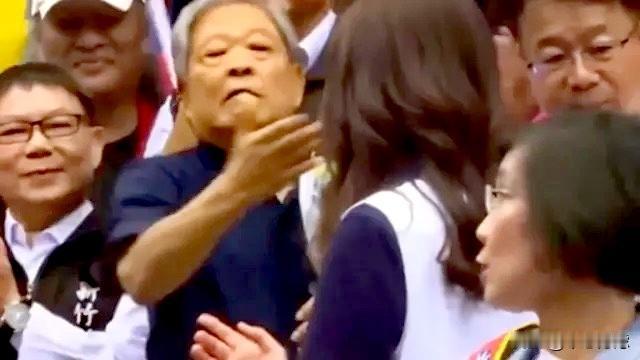新竹前县长范振宗作势扇郑丽文耳光？其实，真相是这样。9月3日，国民党主席郑丽文