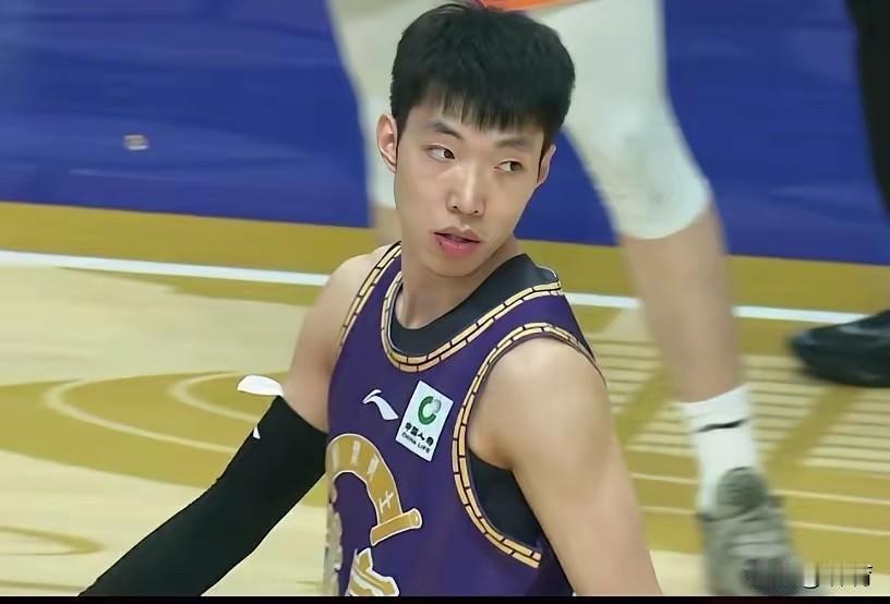 廖三宁只需改善一点就能跻身顶级本土后卫行列！在昨晚的一场CBA常规赛中，北控以7