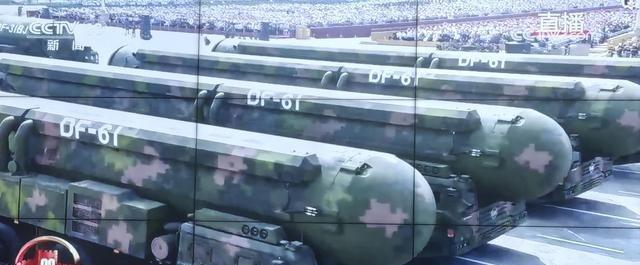 看完今天的阅兵，明白了以下几个事实：1.中国军力不说世界第一，至少没有任何一个国