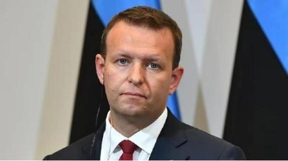 就问中国怕不怕？强大的爱沙尼亚向中国发出最后通牒，让中国必须在爱沙尼亚和俄罗斯之