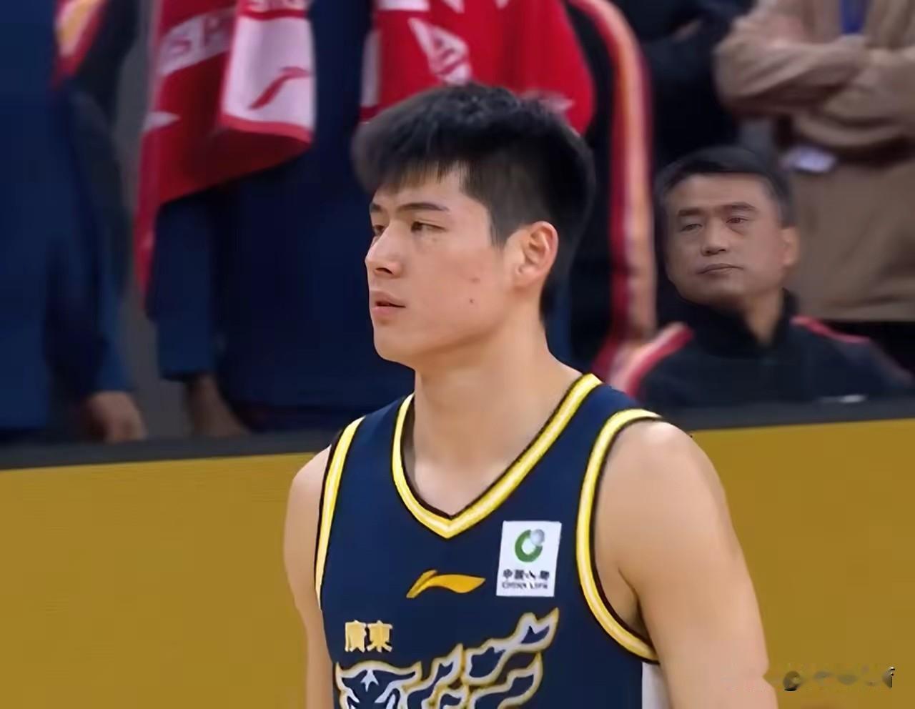 徐昕、黄明依两人，杜锋没培养出来，还能找找借口，但如果陈家政、王洪泽两人，也一个