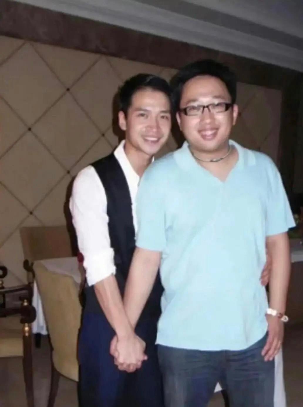 于正果然是内娱公关界的老油条！反正他早就在大众面前把脸皮脱下来揣兜里了，这回干