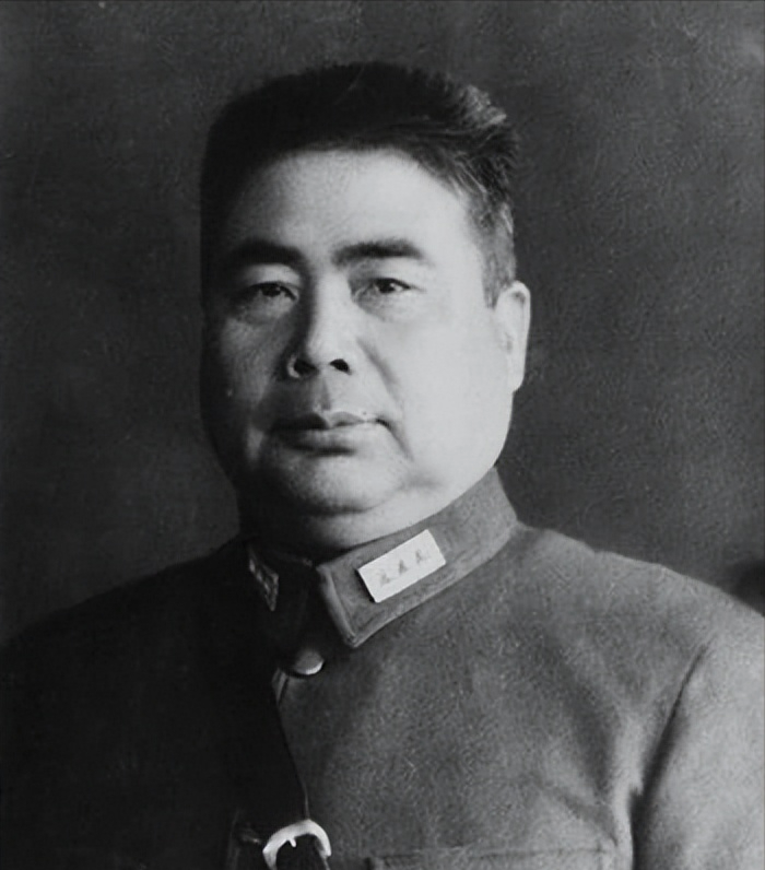 1934年，红军在中央苏区节节败退，眼看就要弹尽粮绝，被逼得没路可走，谁能想到，