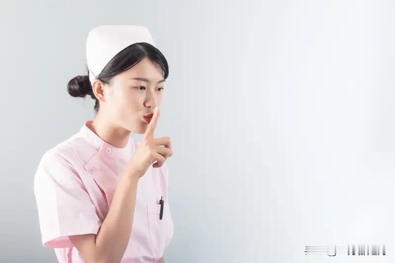 盗用别人照片造谣护士扎针被打恶意挑动医患矛盾到底要干嘛近日，一则25岁护士