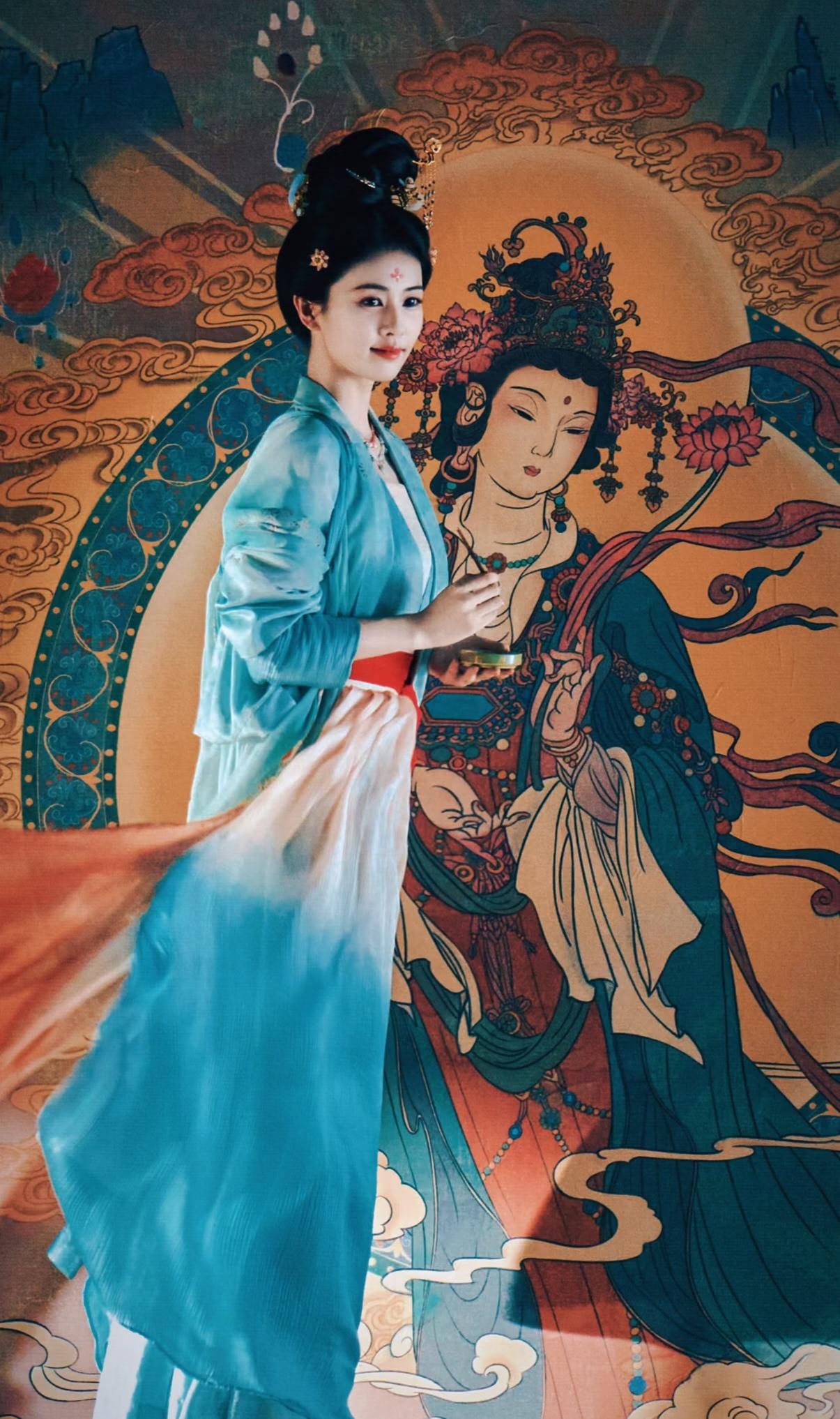 《莫离》：除了刘亦菲，唯二对影视剧中神女，有了形神合一的感觉！道观中，一众学