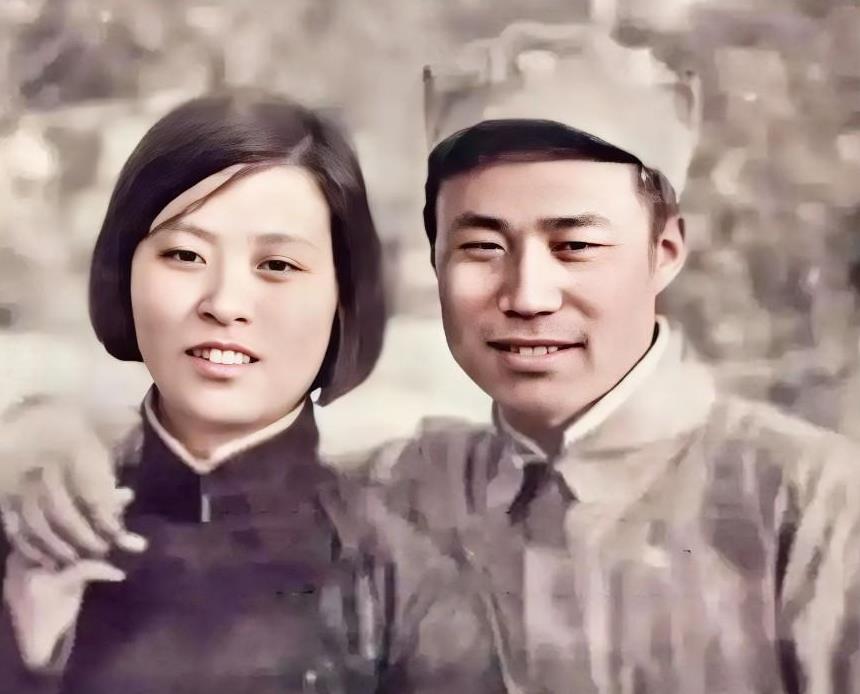1978年，王近山在弥留之际，叮嘱身边的儿女说：“我一辈子都不会原谅你们的母亲，