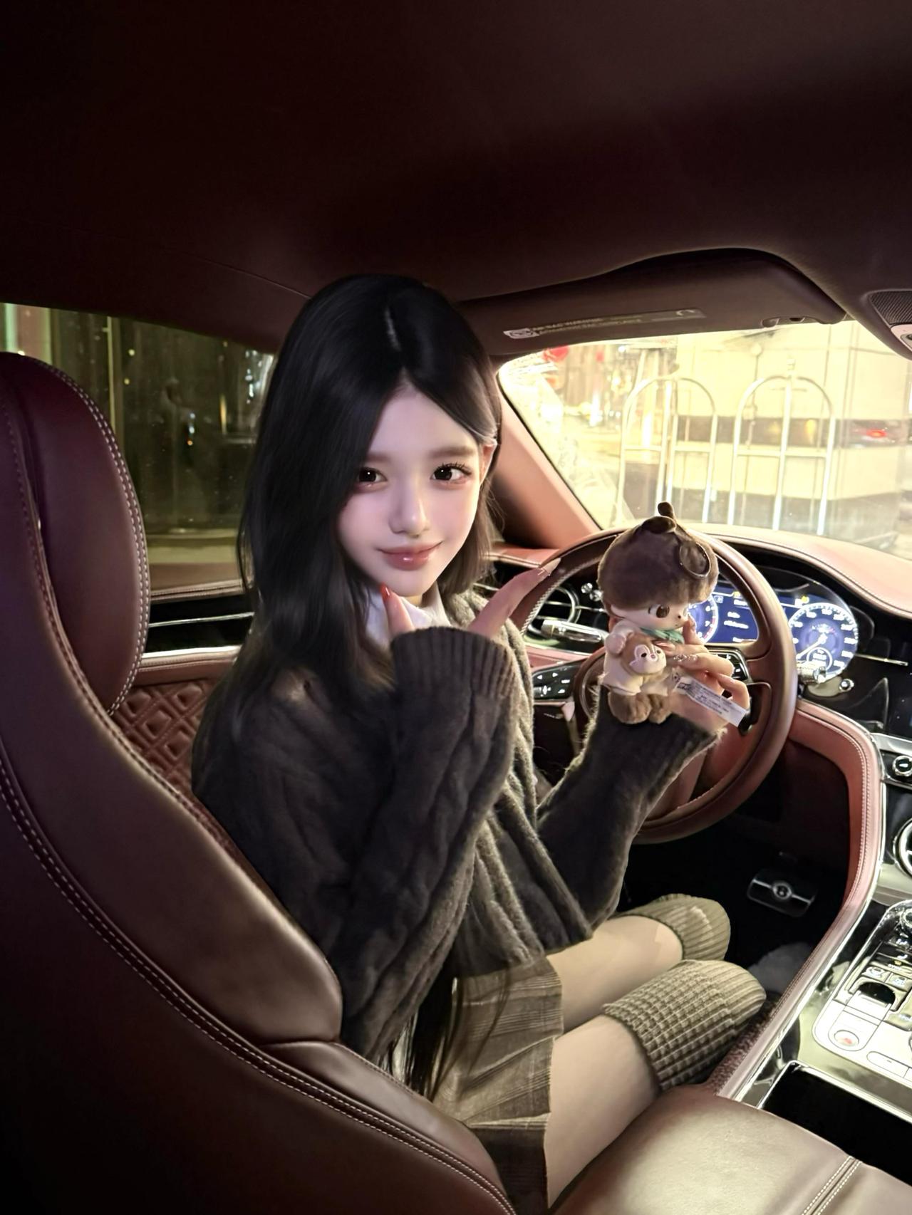 穿两条光腿神器出门的人TT