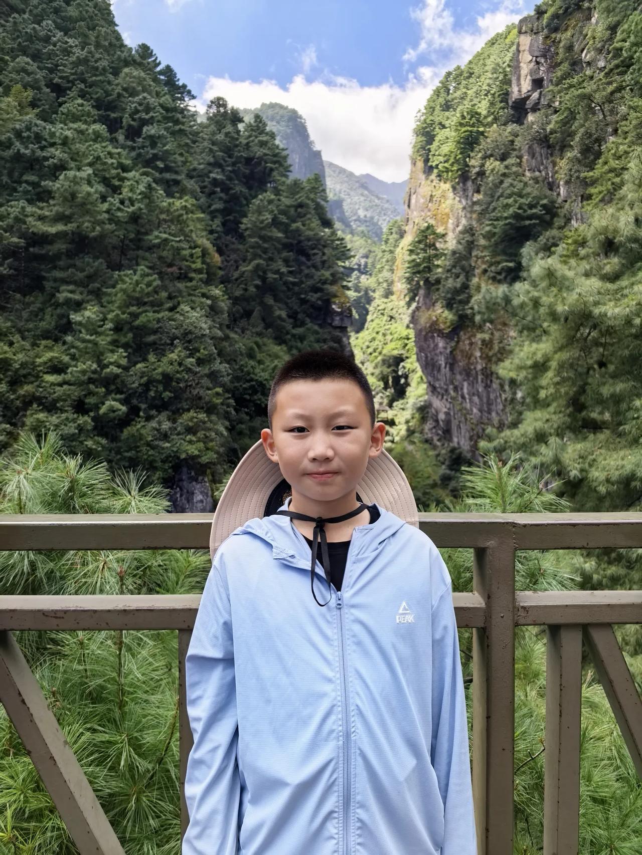游云南大理（三）今天早上，我发布了一篇微头条，说大理的自然风光真的很一般，远远