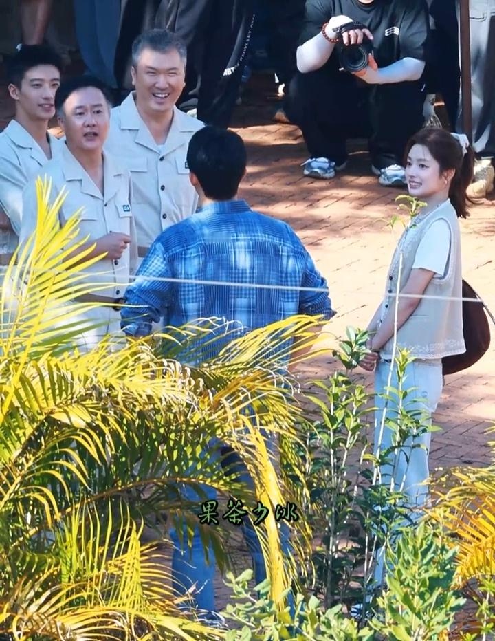 一眼望去全是熟人