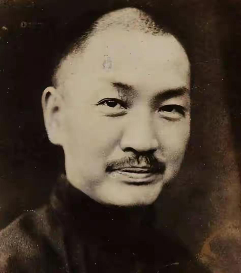 1949戴季陶自尽前夜，蒋介石派人传狠话：你不走，蒋纬国也不能走戴季陶听到这