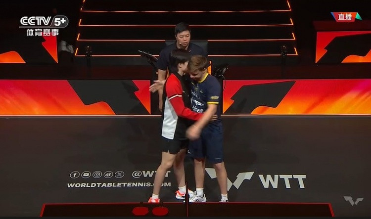 王楚钦半决赛退赛、林诗栋输给张本, 国兵无缘争夺总决赛男单冠军