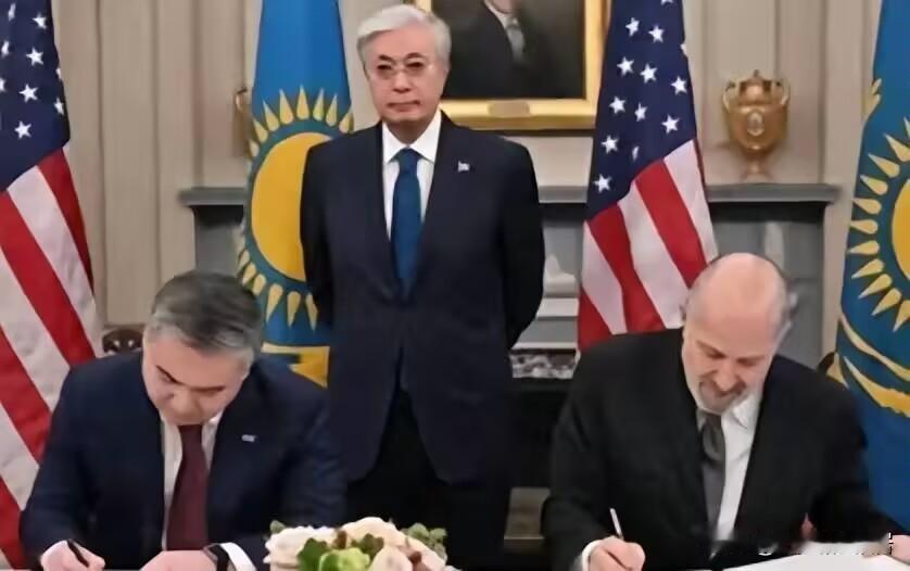 哈萨克斯坦2000万吨稀土转卖美日，中国出口新规一出，哈方措手不及。20