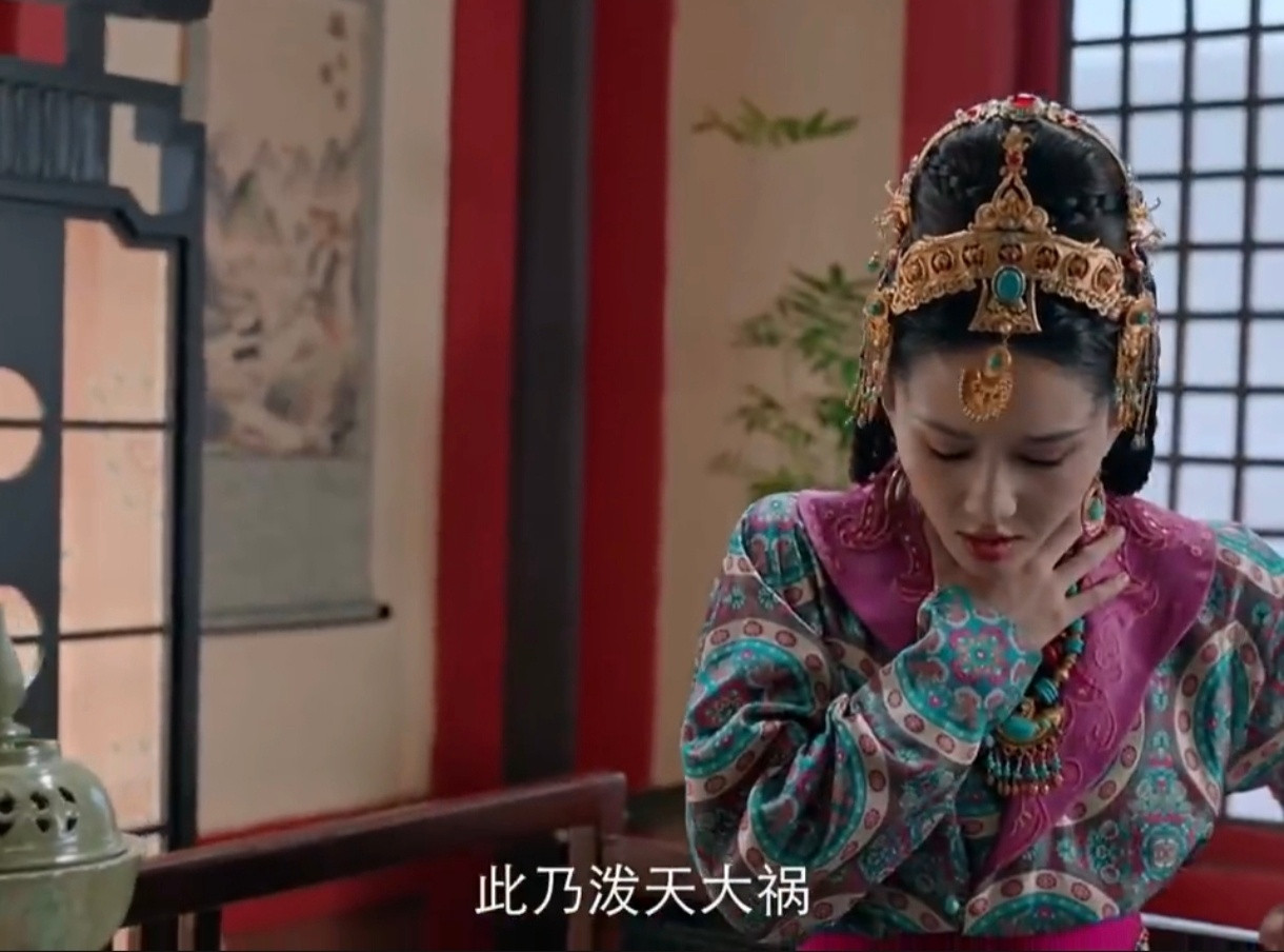 白鹿叶璃被陷害莫离叶璃又被陷害了，满心委屈无处诉说，没办法帮她洗刷冤屈，这种无力