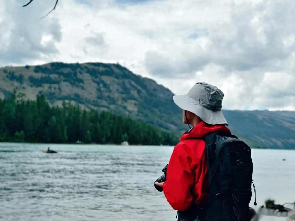 始祖鸟平替, 发起猛攻