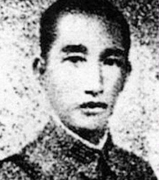 1947年，解放军给国军中将武庭麟送去劝降信，武庭麟下令将送信人杀掉。手下劝说：