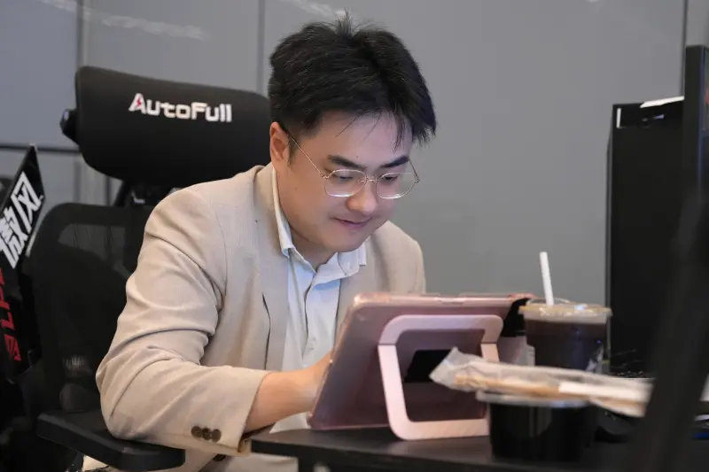 2026LPL第二赛段常规赛，AL以0-2的比分不敌NIP。赛后，BigWei回