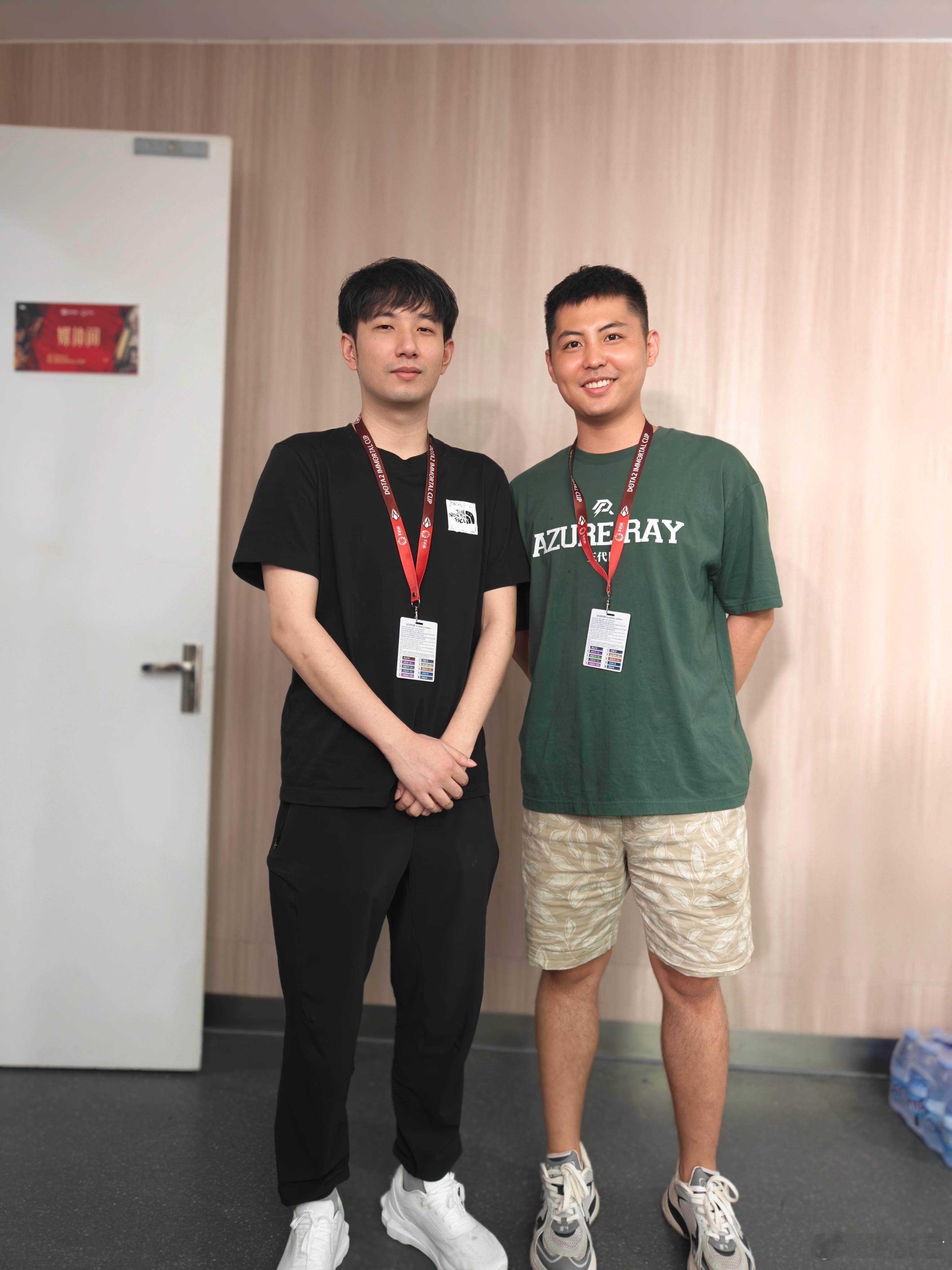 森哥：你是dota每日节奏的燕辞嘛？我说：是啊森哥：那个什么，片儿的节奏一定要发