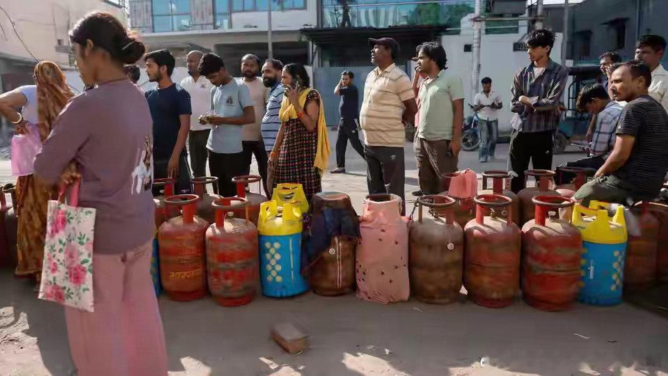 美媒：印度将成为全球大国的雄心已经消失了，剩下的只有华丽表演巴基斯坦正迎来一个外