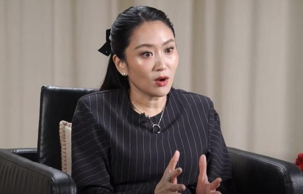 泰国前总理佩通坦可能要卷土重来啦，据报道，佩通坦录制视频喊话，为泰党一定会回归，