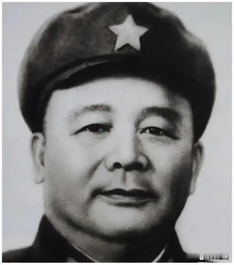 1976年9月的深夜，垂危的毛主席用尽最后力气，对女儿李讷嘱咐了一句让她记了一辈