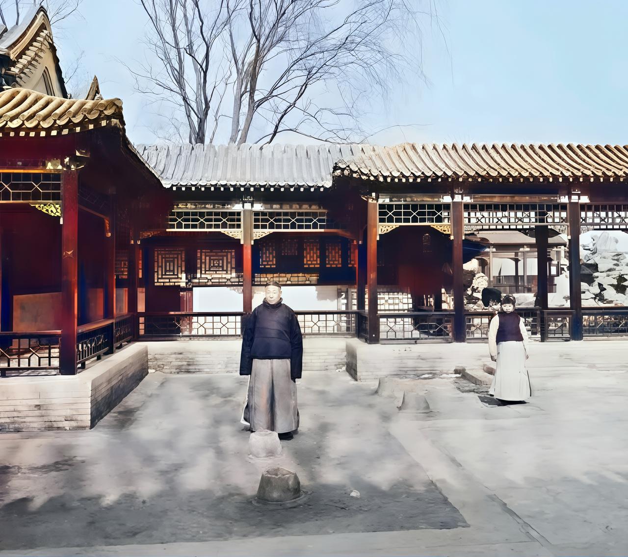 老北京的八大宅门，如今没几人能数全，连地名都改得认不出。许多老北京人也仅仅能清楚