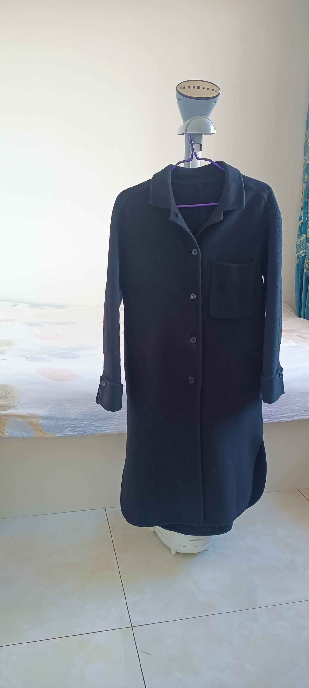 多年以前的衣服，您都怎么处理的？今天翻箱倒柜，又看到了很多留着没用，扔了可惜的