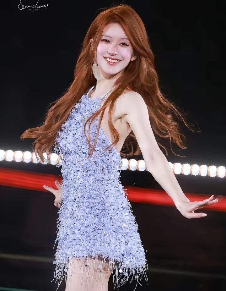 网友评业内女星咖位有些人还在忆往昔这才是真实的内娱女星咖位85花：杨幂、刘亦菲领