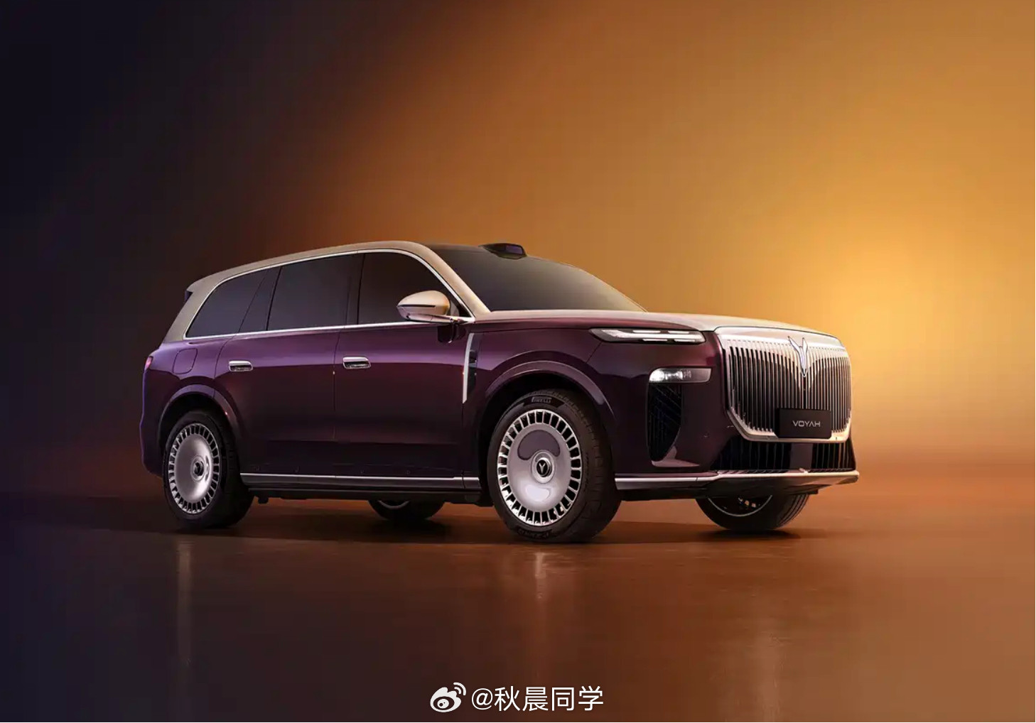 “岚图版库里南”岚图泰山官图来了岚图的旗舰SUV，售价预估50万元左右用上岚图最