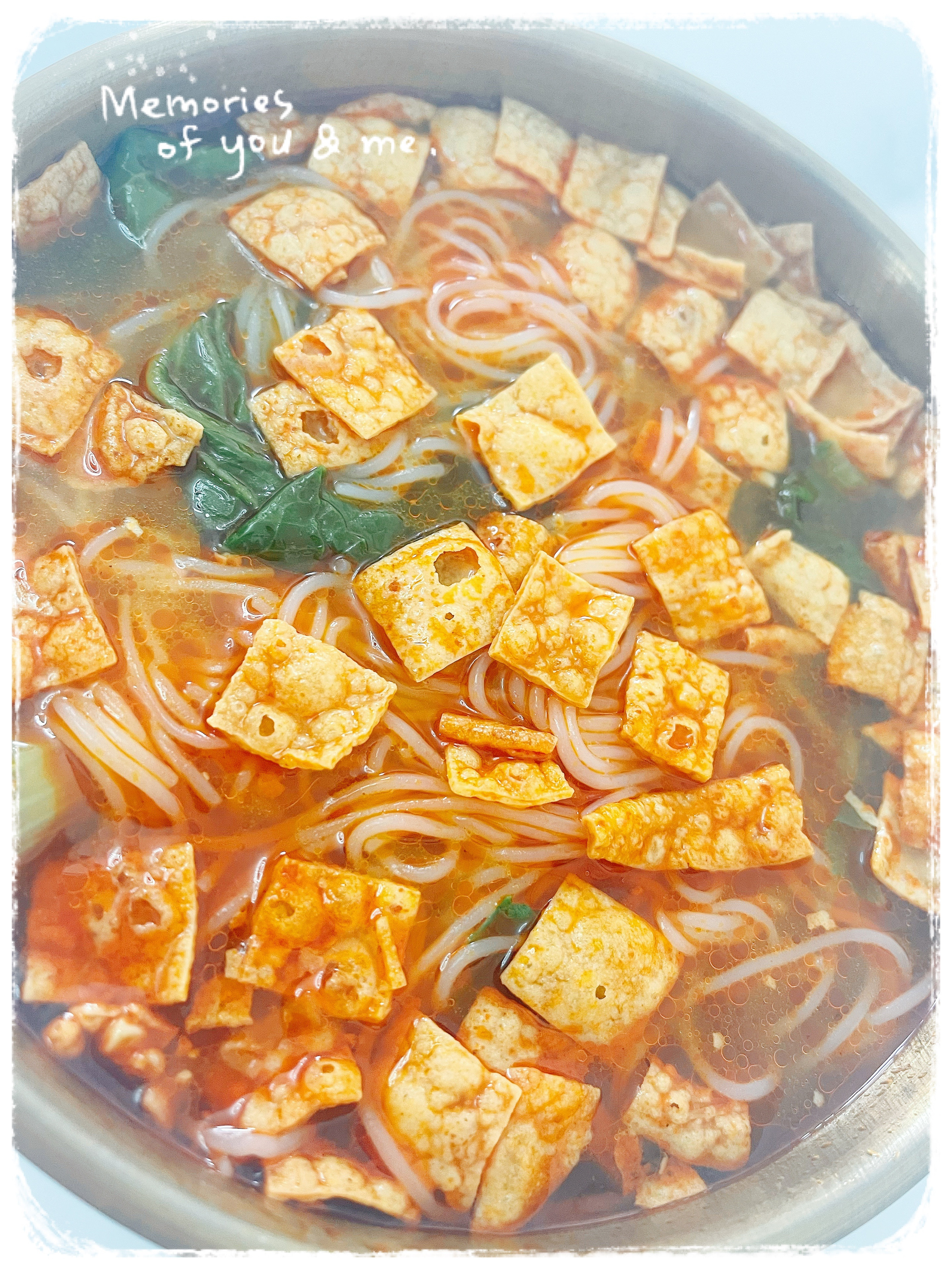 美好的一天从一碗臭香臭香的螺蛳粉开始～🌹ℋᎯℙℙᎽ︎♡∽∽∽∽∽∽∽∽∽∽∽