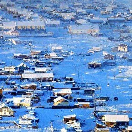 吓哭！西伯利亚零下73度冷到裂骨，千斤粮食+百罐咸菜才够活，砍柴要忙一整月！