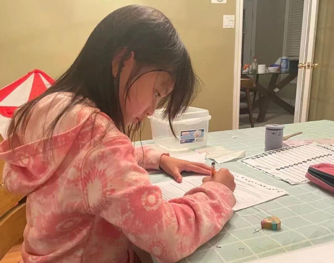 陪读多年，才发现小学有很多坑不能踩！1、英语没有提前学的，仅仅只是跟着课本走，
